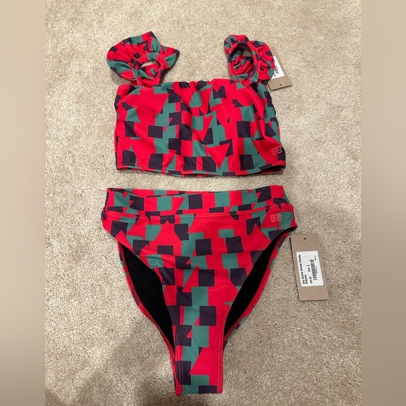 Albion Geometric Red and Green Bikini Top BRAND NEW! - Picture 5 of 6